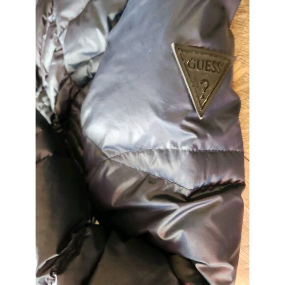 GUESS Women’s Size Medium Quilted Puffer Jacket Blue Excellent Condition - Picture 6 of 8